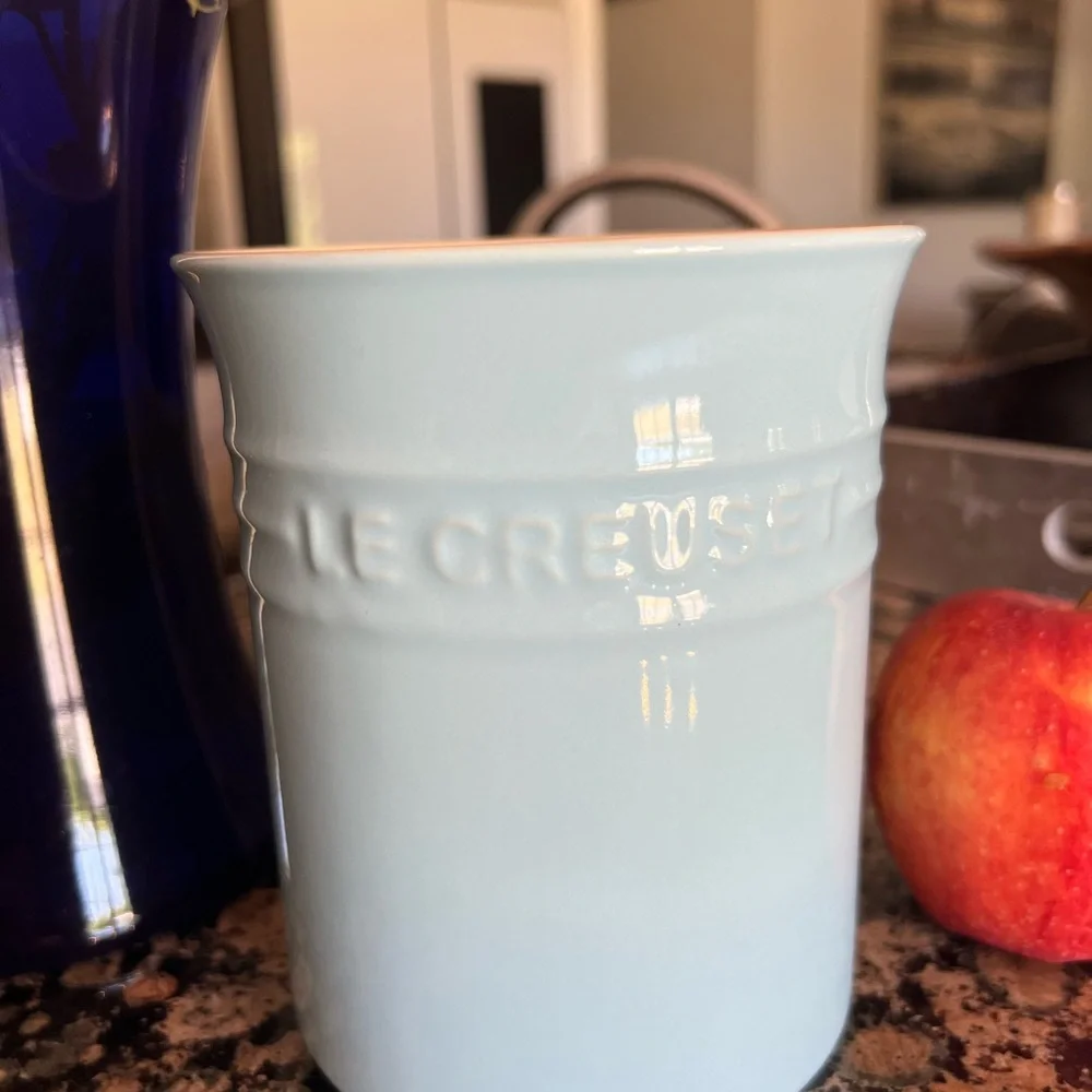 Brand New - Le Creuset Utensil Holder (6 color options) - Picture 11 of 13